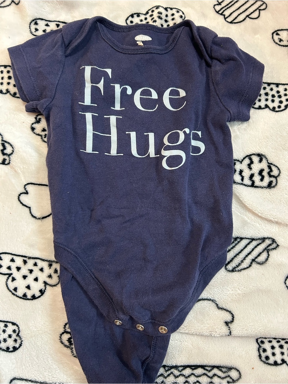 Old Navy Navy "Free Hugs" Baby One-Piece Bodysuit